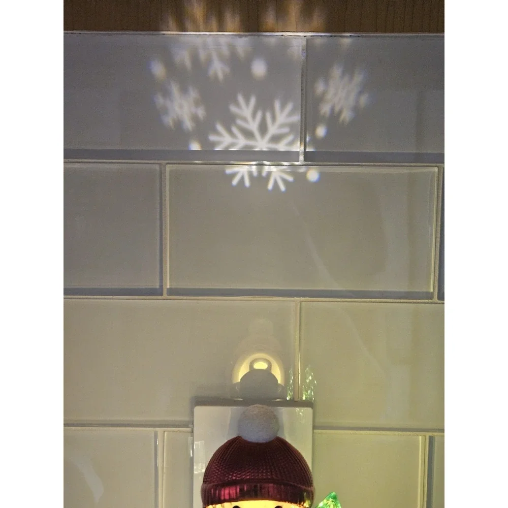 Bath & Body Works Snowman Projector Light Up Wallflowers Fragrance Plug